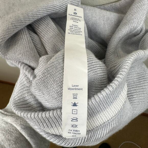Lululemon Bring It Backbend Sweater in Heathered Alpine White Women's 8 Cashmere - Picture 13 of 14